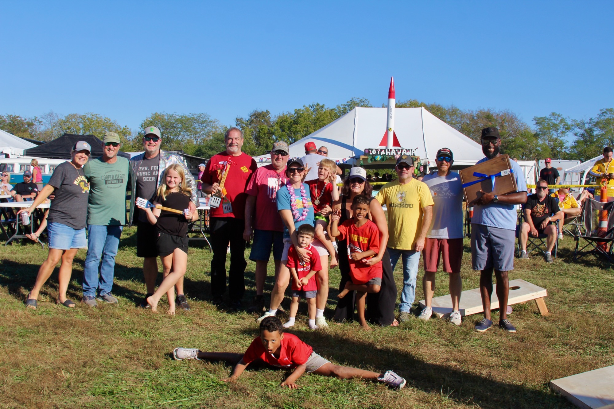 BBQ teams and crowd at Lotasmoke